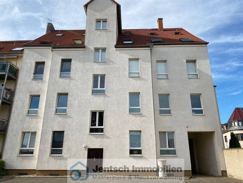 Sehr schöne Dachgeschoßwohnung im Zentrum Merseburgs zu verkaufen