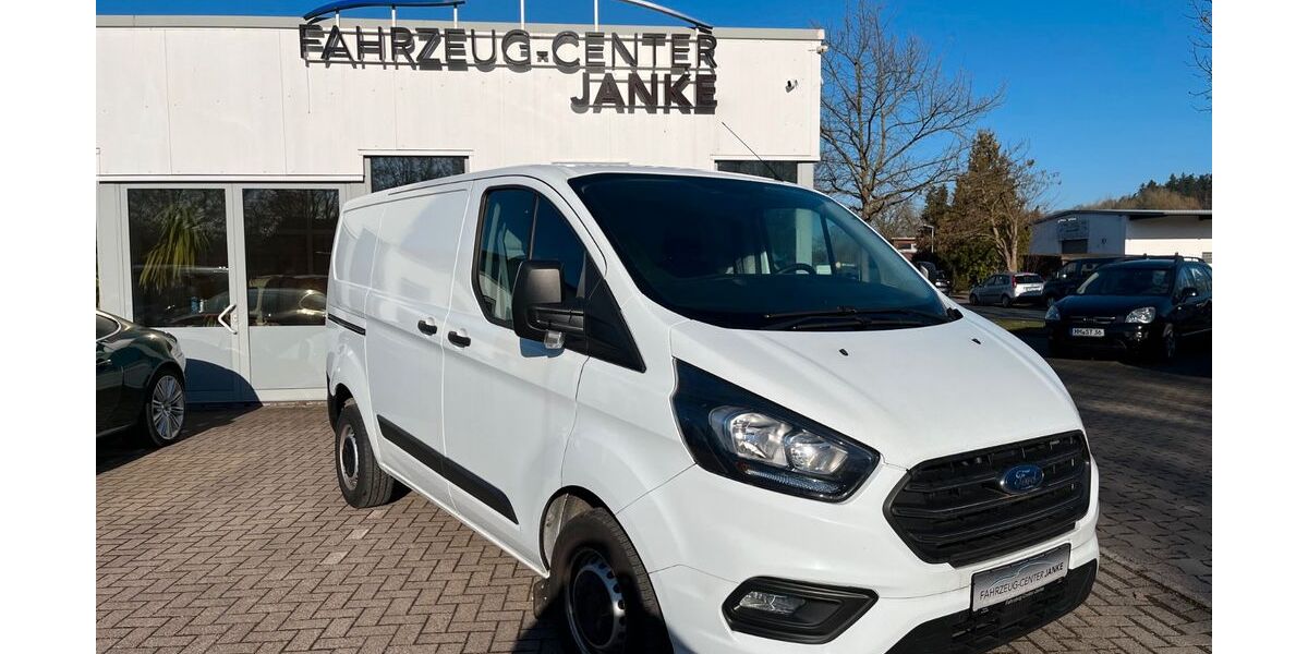 Ford Transit Custom 64.000 km 15.990 &euro; Hameln 31787