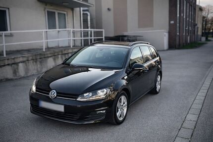 VW Golf 117.000 km 12.500 &euro; Augsburg 86179