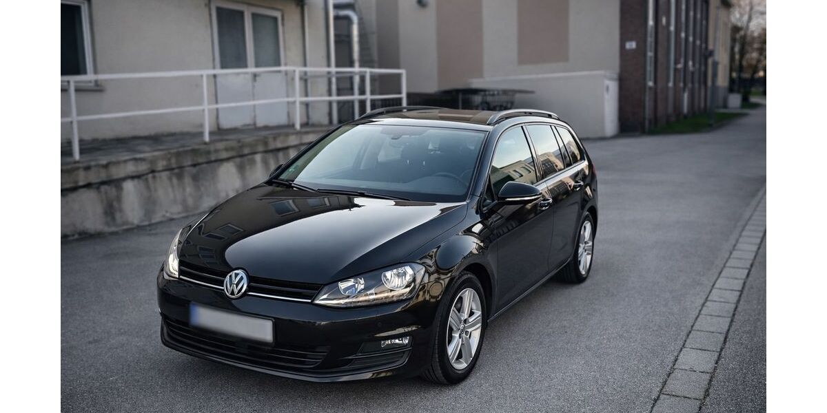 VW Golf 117.000 km 12.500 &euro; Augsburg 86179