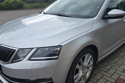 Skoda Octavia 115.500 km 14.200 &euro; Senftenberg 01968