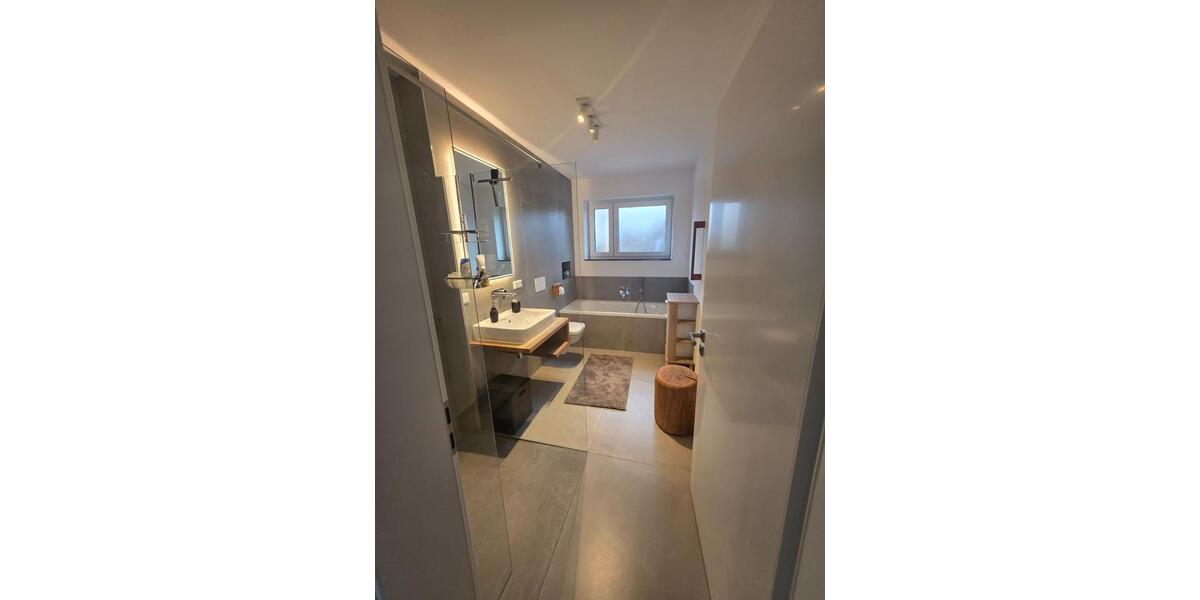 Reihenhaus Braunschweig Lehndorf-Watenbüttel - 12 Zimmer, 150 m&sup2;, 2.100&euro; | Angebot:25422909