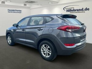 Hyundai TUCSON blue Classic 2WD 1.6 Alarm Tel.-Vorb. Berga 108.413 km 11.450 &euro; Bad Wünnenberg 33181