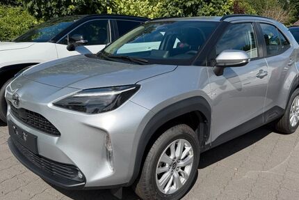 Toyota Yaris Cross 7.800 km 23.790 &euro; Kiel 24109