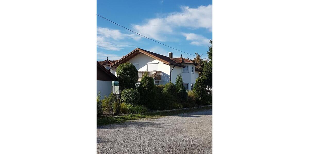 Dachgeschoßwohnung Utting am Ammersee - 3 Zimmer, 60 m&sup2;, 1.150&euro; | Angebot:25592208