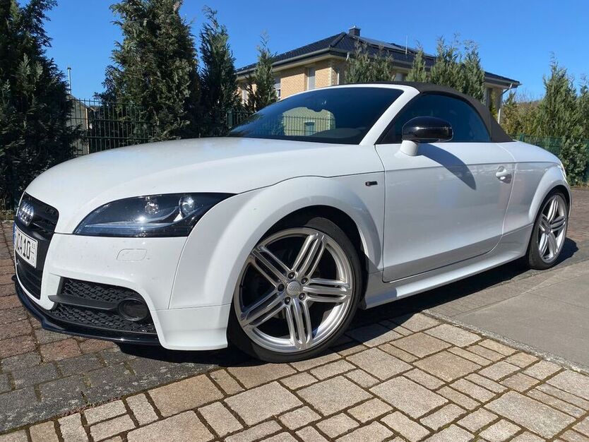 TT