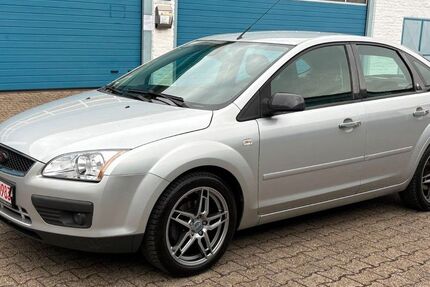 Ford Focus 90.000 km 2.999 &euro; Aachen 52068