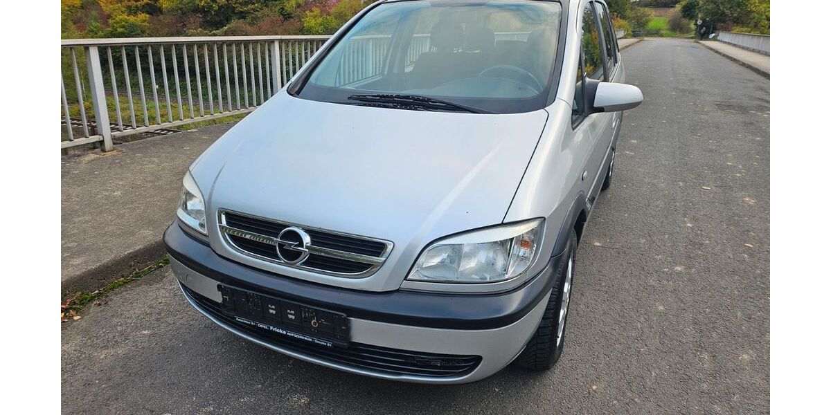 Opel Zafira 216.500 km 4.999 &euro; Vellmar 34246