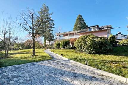 Haus Baden-Baden Baden - 4 Zimmer, 179 m&sup2;, 2.600&euro; | Angebot:24457610