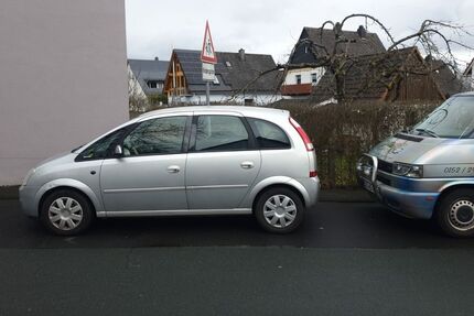 Opel Meriva 200.000 km 1.850 &euro; Herborn 35745