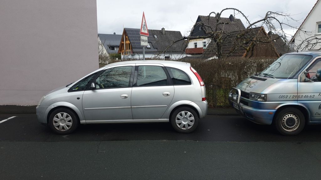 Opel Meriva 200.000 km 1.850 &euro; Herborn 35745