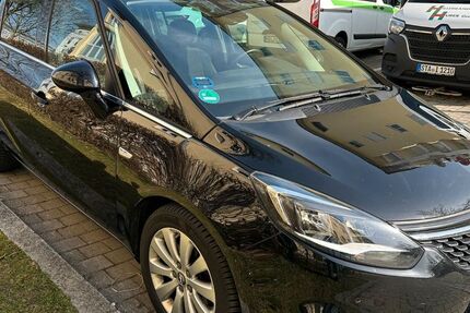 Opel Zafira Tourer 78.800 km 12.690 &euro; München 81377