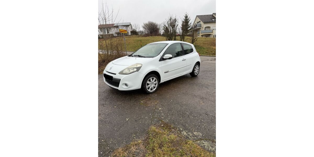Renault Clio 241.000 km 1.995 &euro; Schwäbisch Gmünd 73527