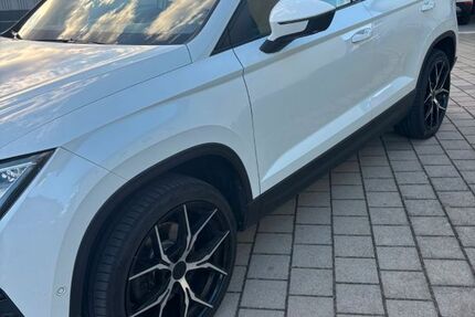 Seat Ateca 105.000 km 18.600 € Burglengenfeld 93133