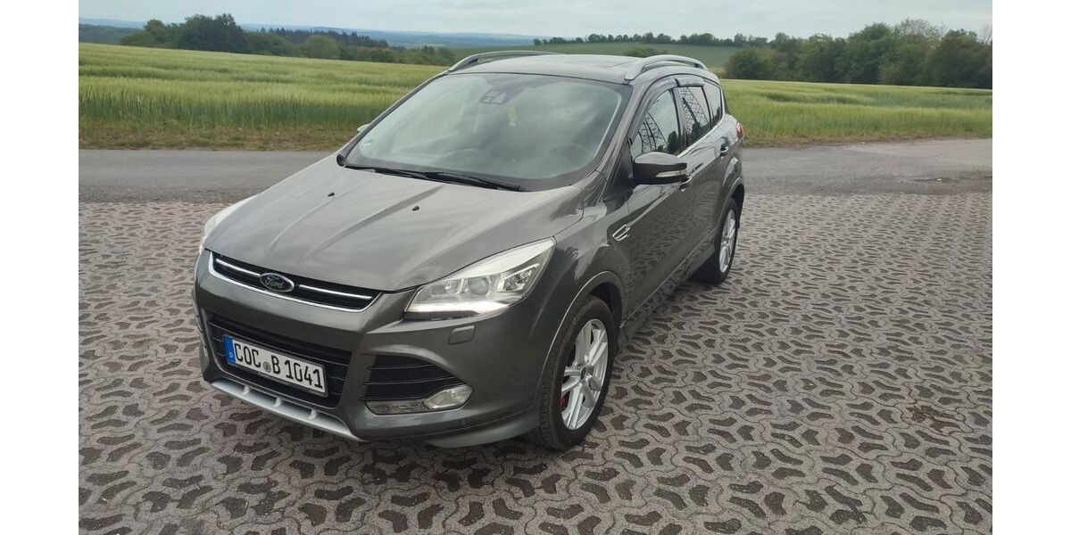 Ford Kuga 182.000 km 9.900 &euro; Lutzerat 56826