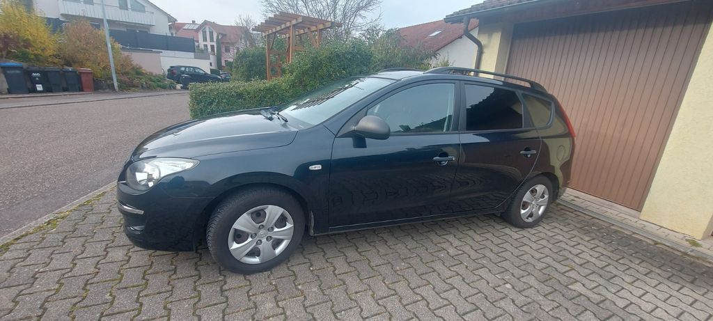 Hyundai i30 110.900 km 4.390 € Löwenstein 74245