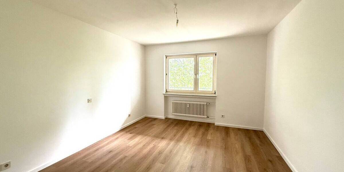 Etagenwohnung Kassel Fasanenhof - 3 Zimmer, 118 m&sup2;, 1.125&euro; | Angebot:26904209