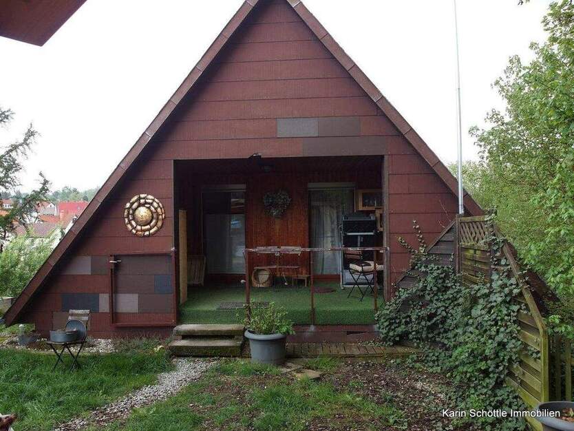 .::älteres Haus mit schönem Garten in guter Lage::. 4 zimmer