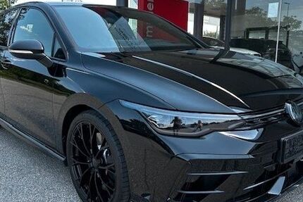 VW Golf 9.490 km 52.490 € Wolfratshausen bei München 82515