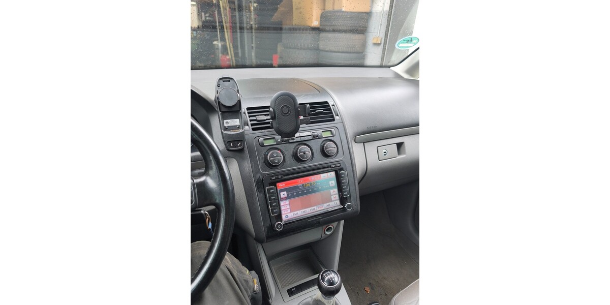 VW Touran 289.000 km 1.800 &euro; Halver 58553