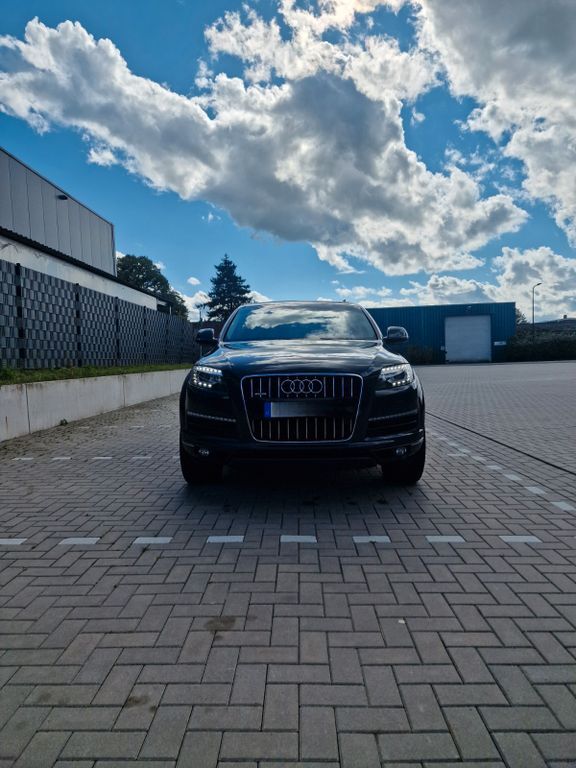 Q7