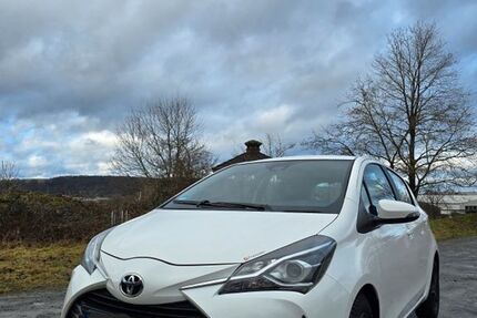 Toyota Yaris 90.500 km 10.150 &euro; Laudenbach 63925