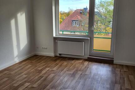 Friedrich-Ebert-Ring 92 a, 3. Obergeschoss links zimmer