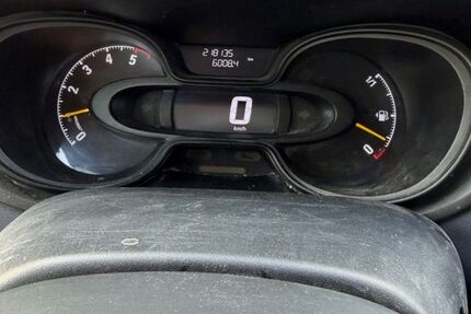 Opel Vivaro 218.135 km 4.200 &euro; Bad Endbach 35080