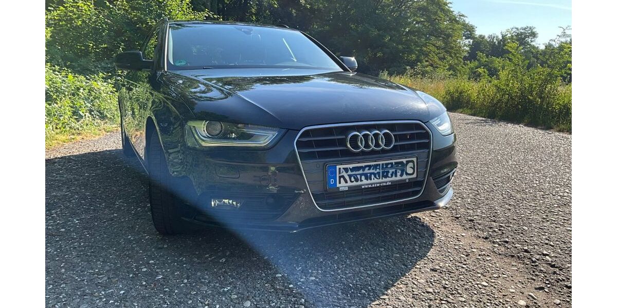 Audi A4 94.000 km 16.400 &euro; Karlsruhe 76137