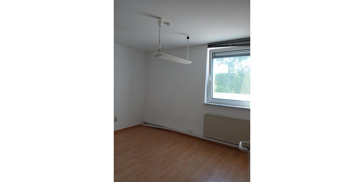 Etagenwohnung Homburg - 3 Zimmer, 102 m&sup2;, 950&euro; | Angebot:26425776
