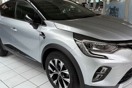 Renault Captur 23.000 km 22.490 € Berghülen 89180