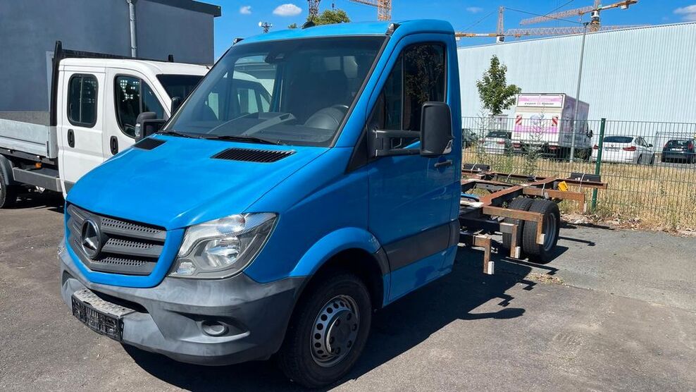 Mercedes-Benz Sprinter 137.802 km 18.899 € Düsseldorf 40597