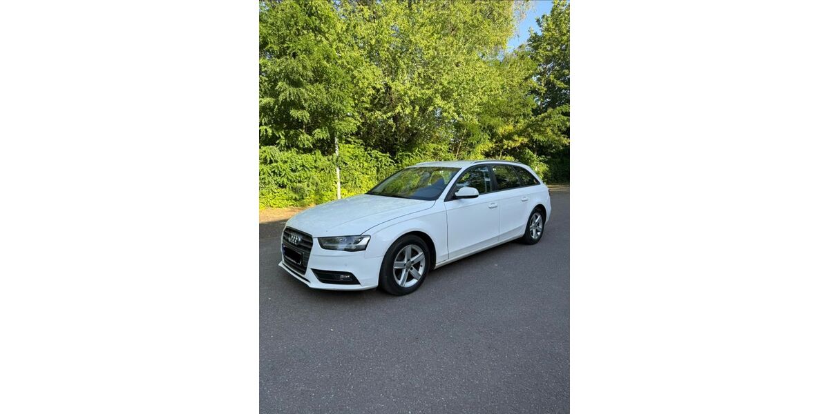 Audi A4 331.000 km 5.600 &euro; Magdeburg 39104