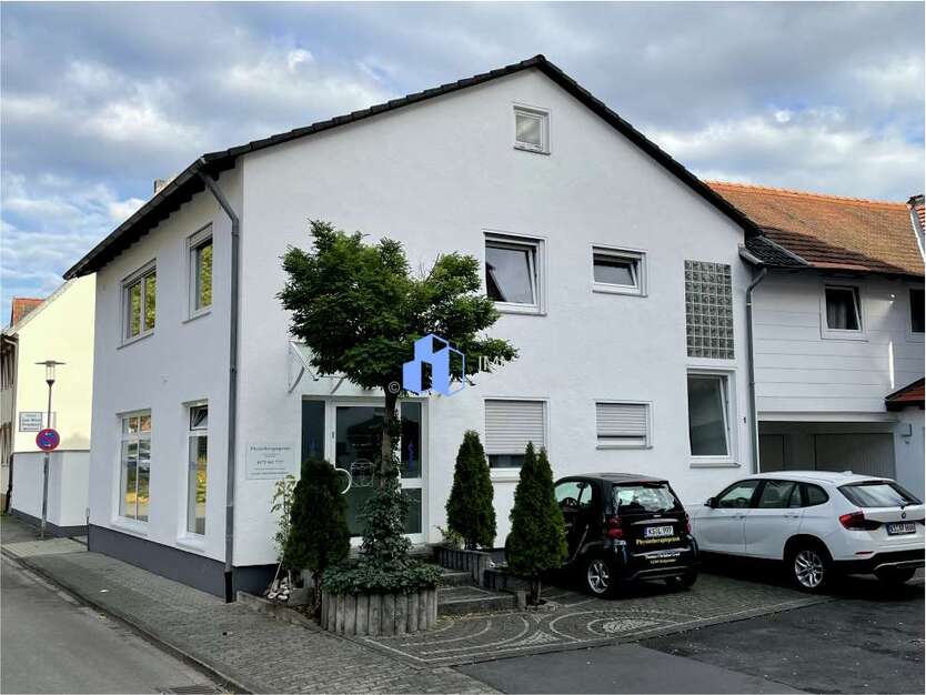 Haus zum Kaufen in Hofgeismar 498.000 € 237 m²