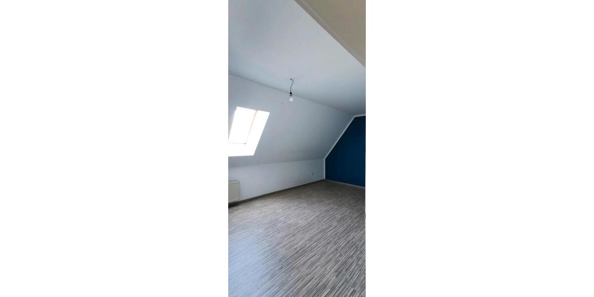 Etagenwohnung Lügde - 2 Zimmer, 80 m&sup2;, 450&euro; | Angebot:26372660