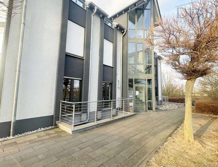 Büro in Holzwickede 1.200 € 100 m²