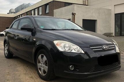 Kia ceed Sportswagon 170.000 km 2.200 &euro; Kassel 34127
