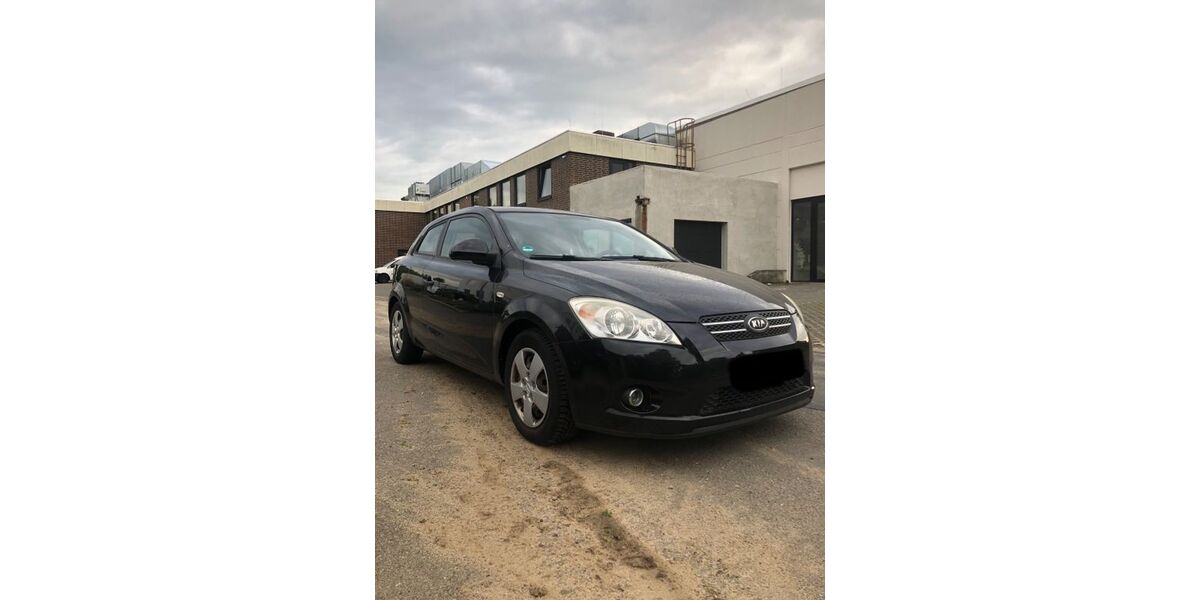 Kia ceed Sportswagon 170.000 km 2.200 &euro; Kassel 34127