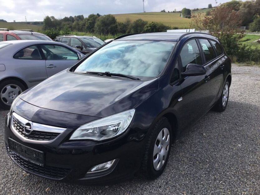Opel Astra 245.000 km 1.999 € Wiesenbach 69257