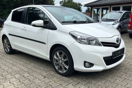 Toyota Yaris 75.000 km 8.200 € Moosburg 85368