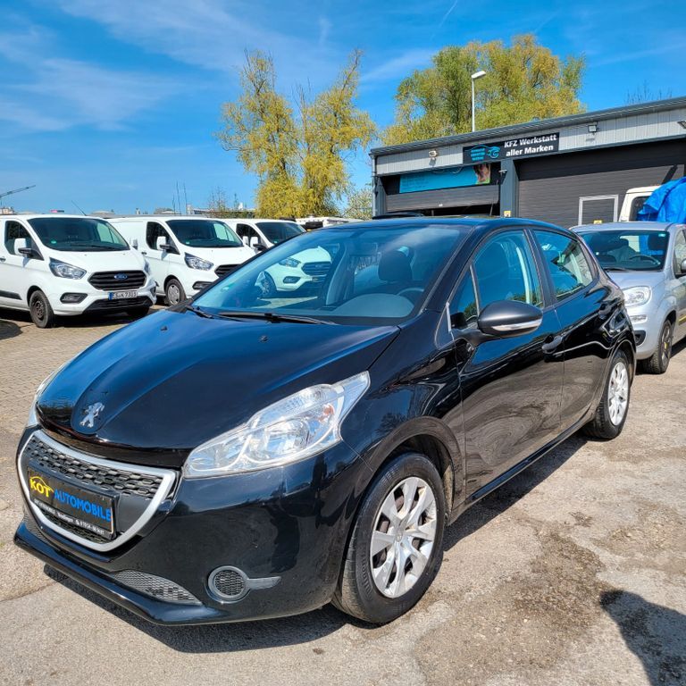 Peugeot 208 76.900 km 5.999 € Baden-Württemberg - Wendlingen am Neckar 73240