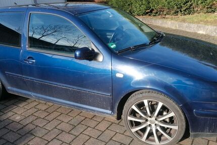 VW Golf 384.000 km 1.700 &euro; Hamm Sieg 57577