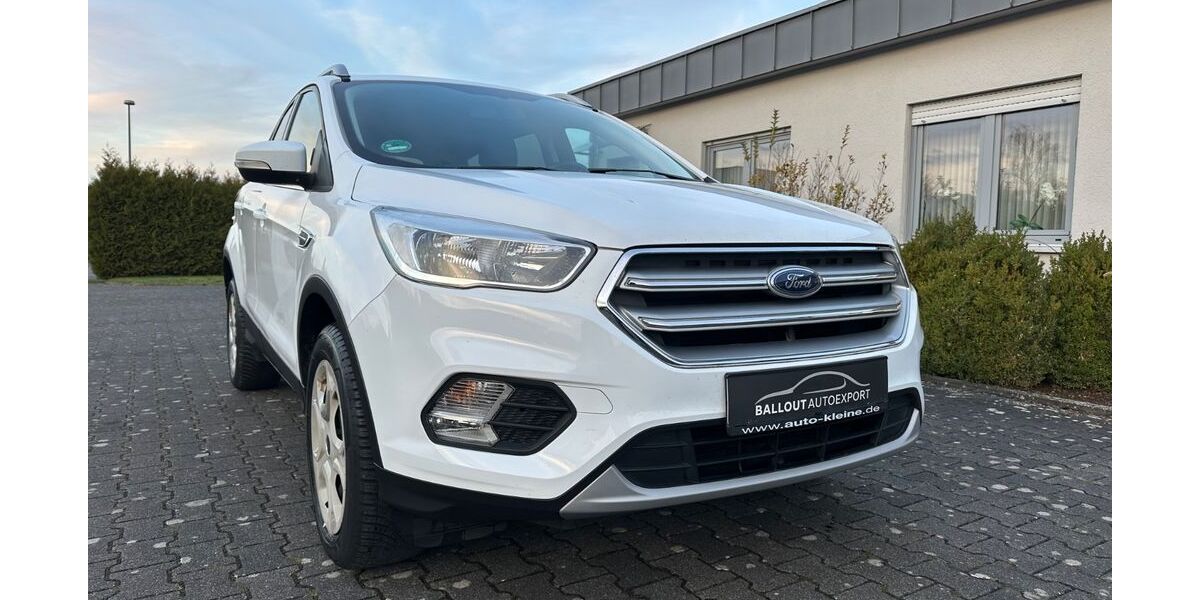 Ford Kuga 121.000 km 9.750 &euro; Lippstadt 59557