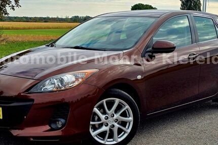 Mazda 3 70.000 km 7.499 &euro; Halle-Neustadt 06124