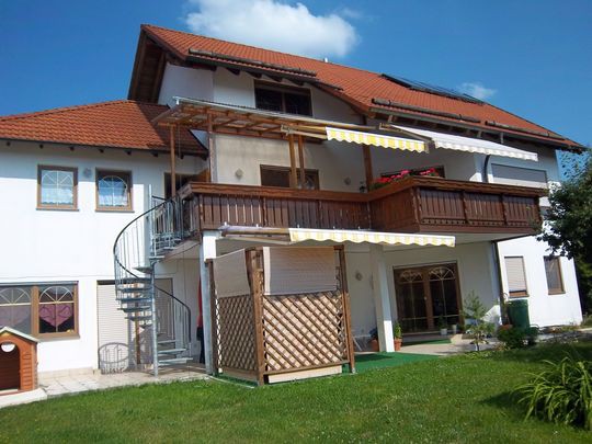 Provisionsfrei* 3 Generationen ZFH: 5 ZiWo + 4 ZiWo, 3 Ebenen, Grund 802 m² in 89173 Lonsee zu verkaufen. - Zweifamilienhaus Lonsee | Angebot:26781319