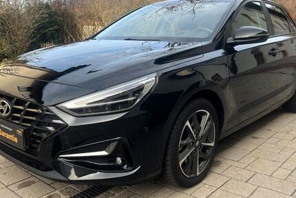 Hyundai i30 153.000 km 11.700 &euro; Altenmarkt an der Alz 83352