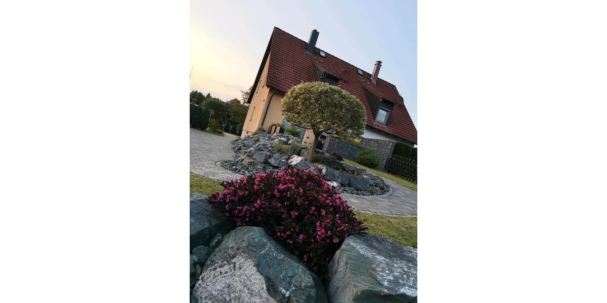 Doppelhaushälfte Glauchau - 5 Zimmer, 140 m&sup2;, 250.000&euro; | Angebot:24650732