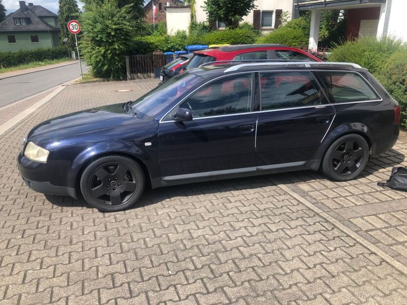Audi S6 300.000 km 5.850 € Elbtal 65627