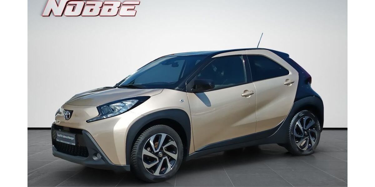 Toyota Aygo (X) 18.500 km 16.860 &euro; Garbsen 30827