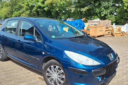 Peugeot 307 141.000 km 1.499 &euro; Bremerhaven 27576